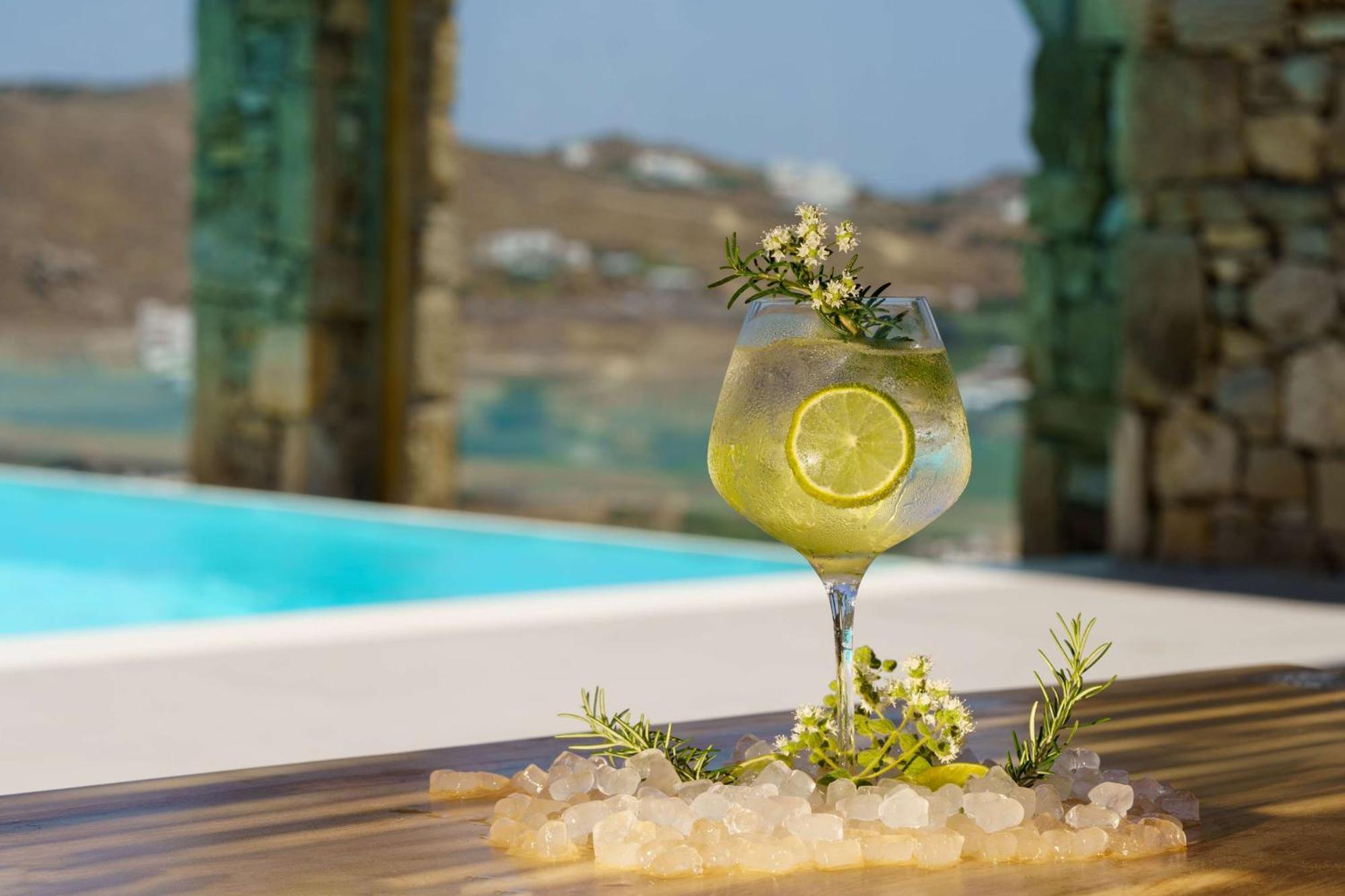Radisson Blu Euphoria Resort, Mykonos กาโลลิวาดี ภายนอก รูปภาพ